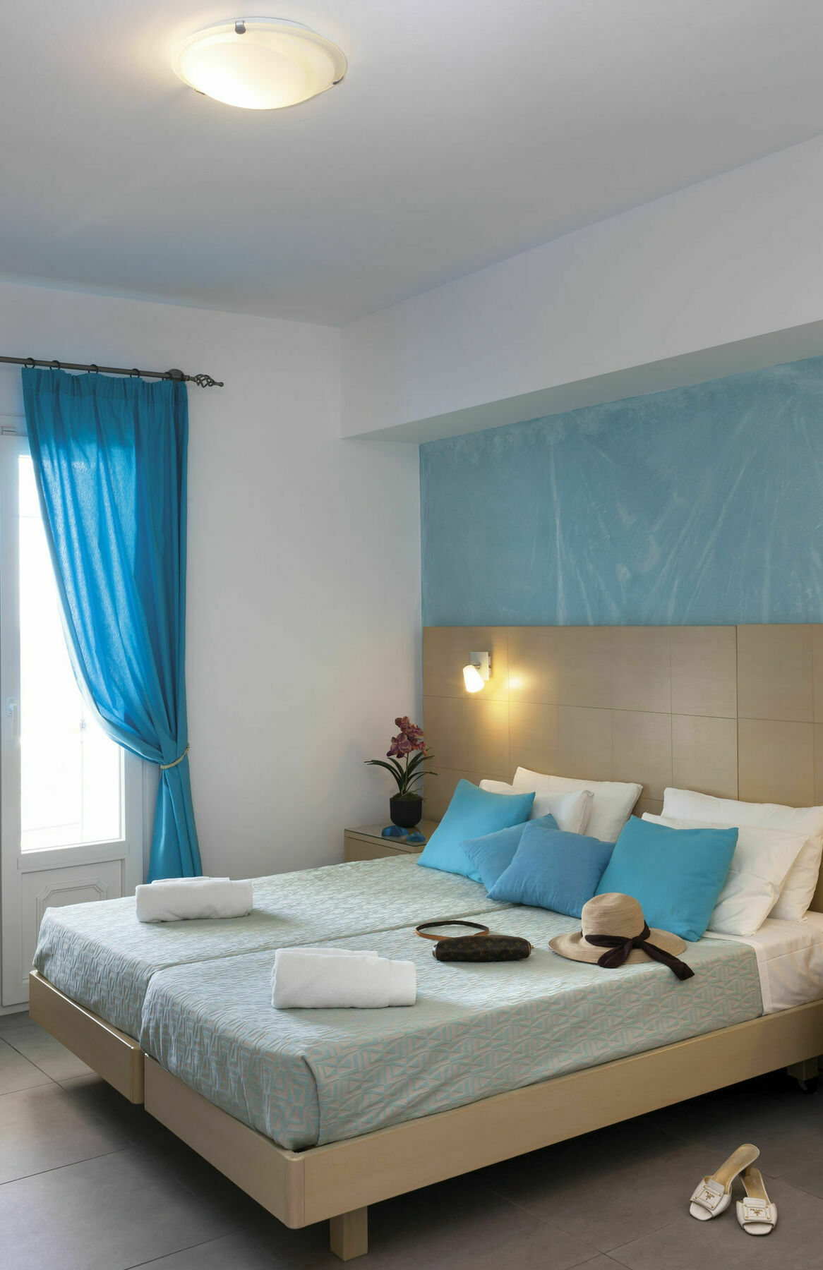 Blue Harmony Hotel Kini エクステリア 写真